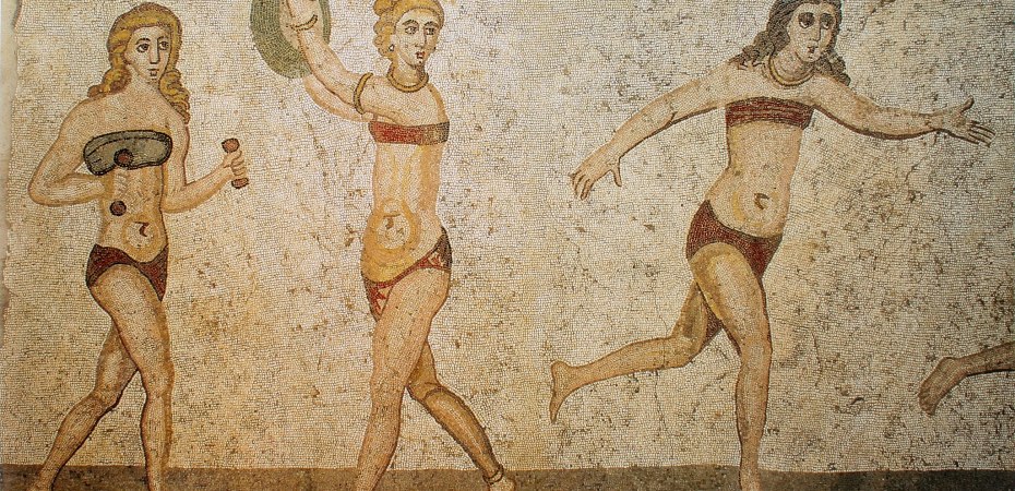 Sicilian Bikini Girls